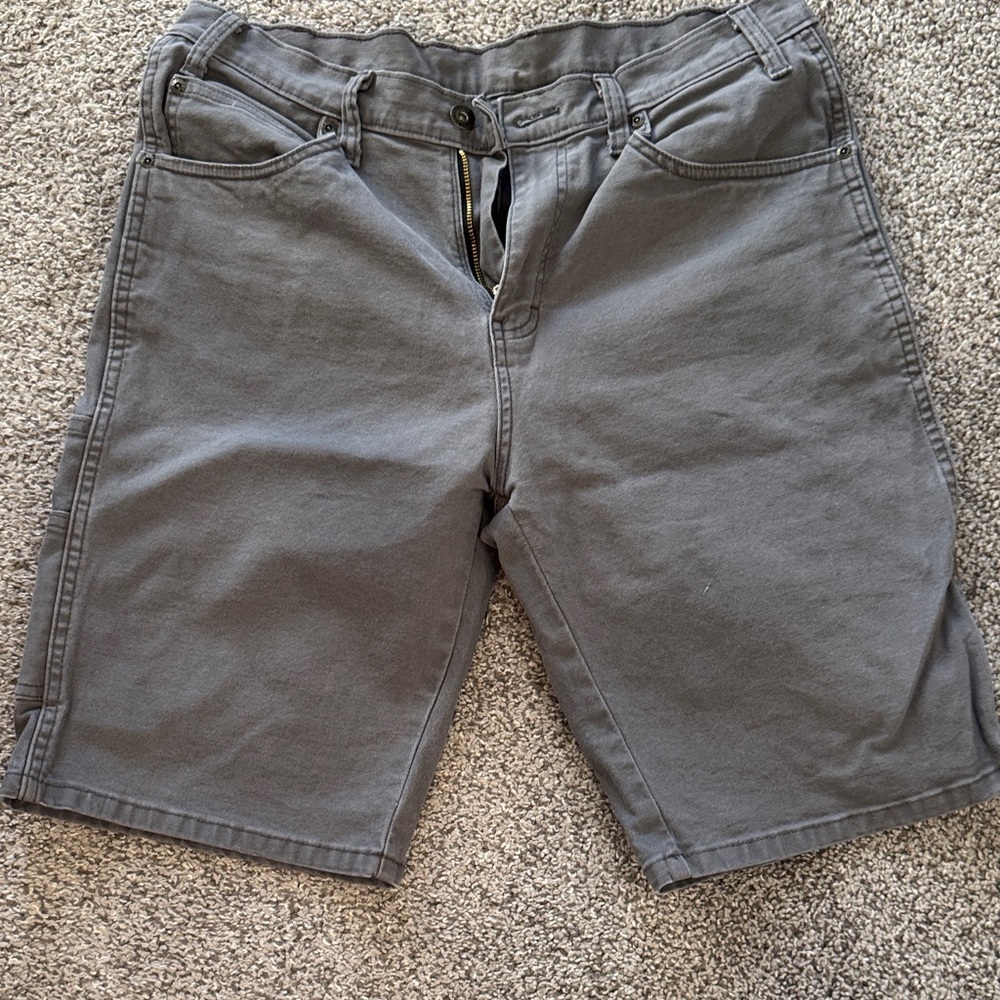 Dickie’s Mens Shorts size 32